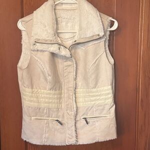 COWGIRL UP Women's Cream Leather/Suede Vest  Size M